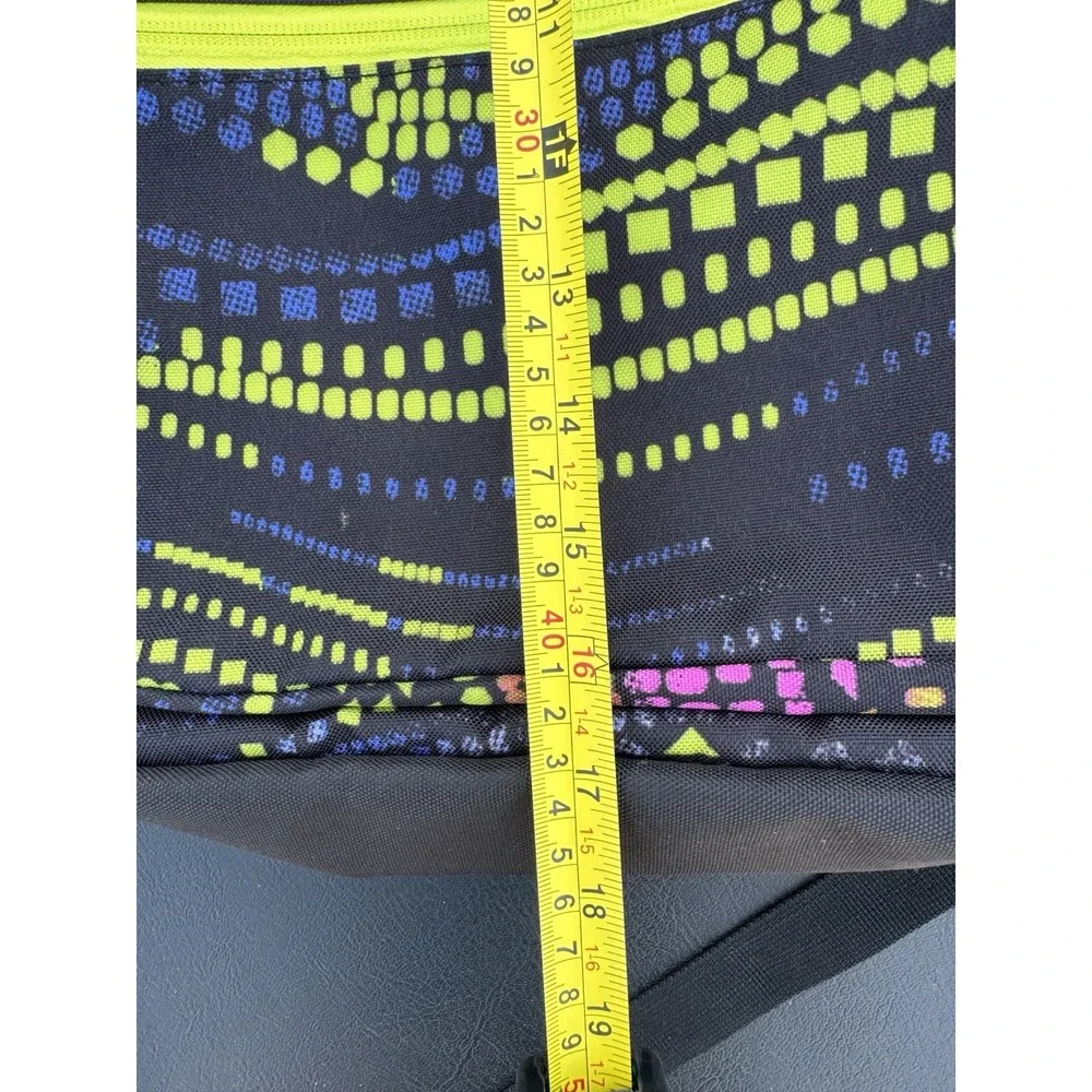 Levis measurements noted